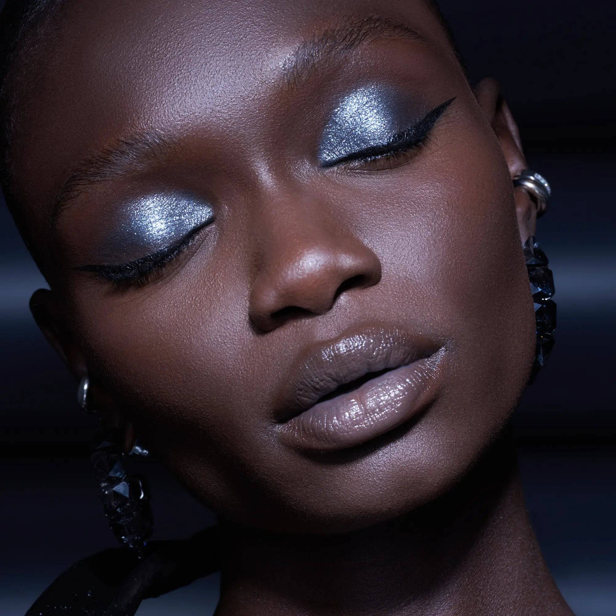 124-xenon-eyeshadow-palette-9.jpg XENON EYESHADOW PALETTE