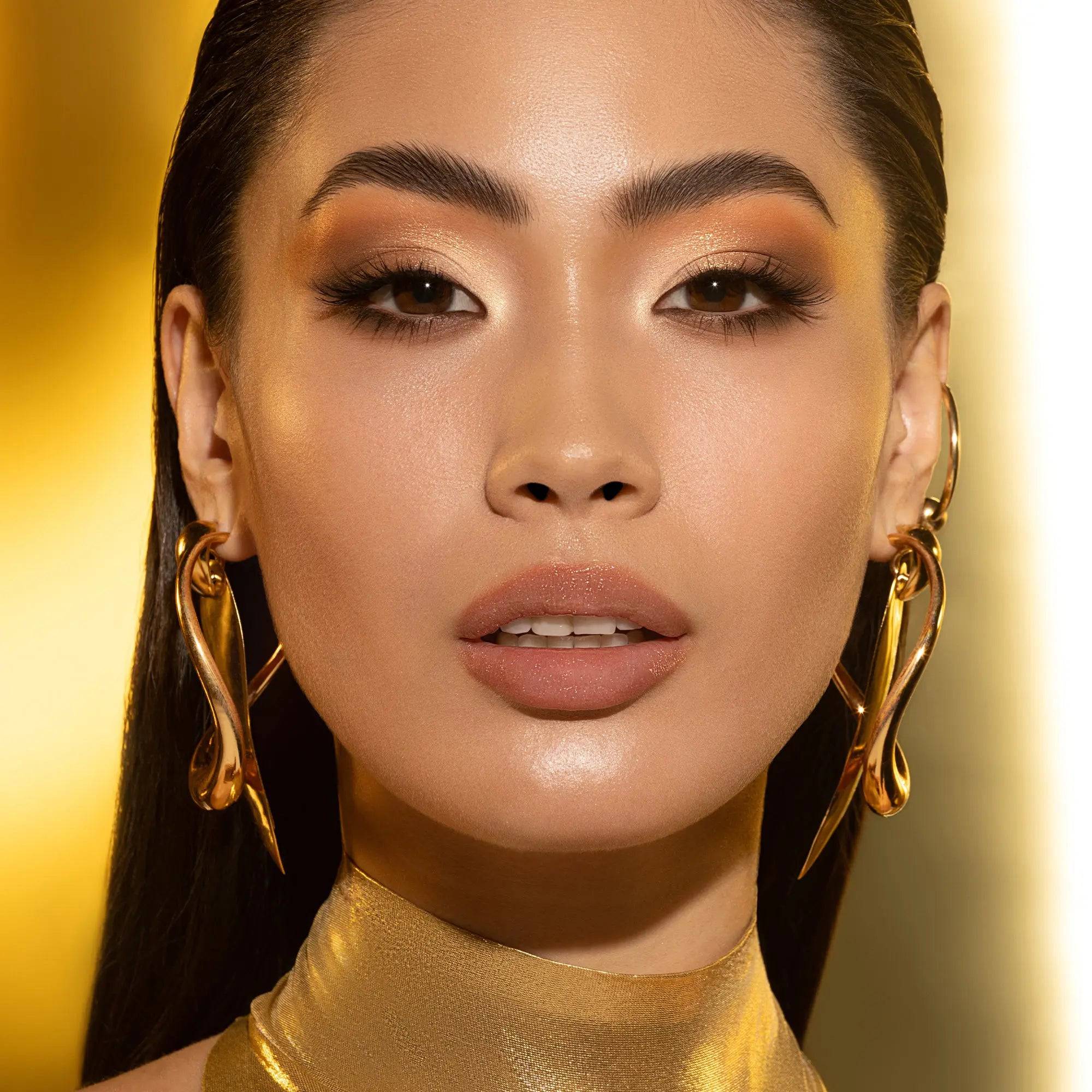 135-golden-eyeshadow-palette-4.jpg GOLDEN EYESHADOW PALETTE