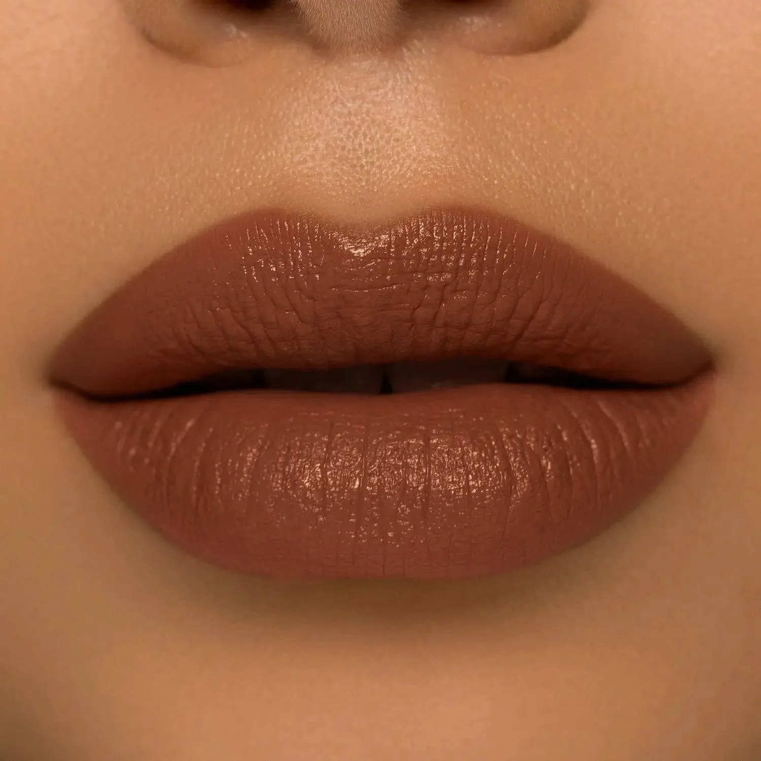 211-i-need-a-nude-lipstick-12.webp I NEED A NUDE LIPSTICK