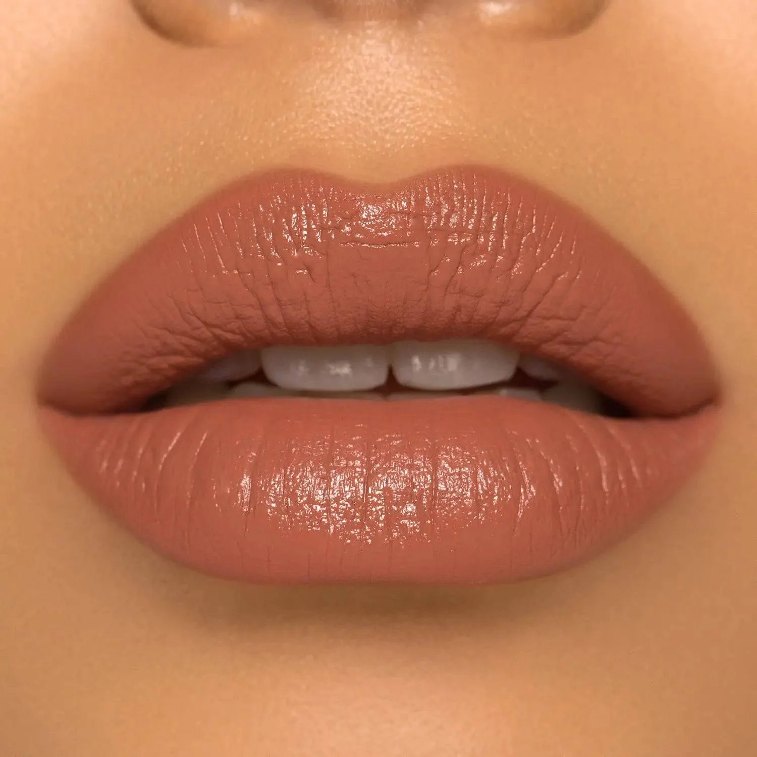 211-i-need-a-nude-lipstick-36.webp I NEED A NUDE LIPSTICK