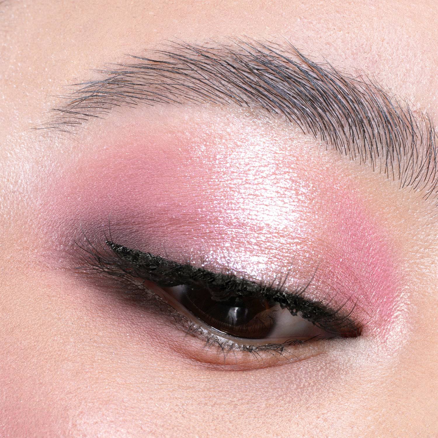 238-mini-rose-eyeshadow-palette-4.jpg MINI ROSE EYESHADOW PALETTE