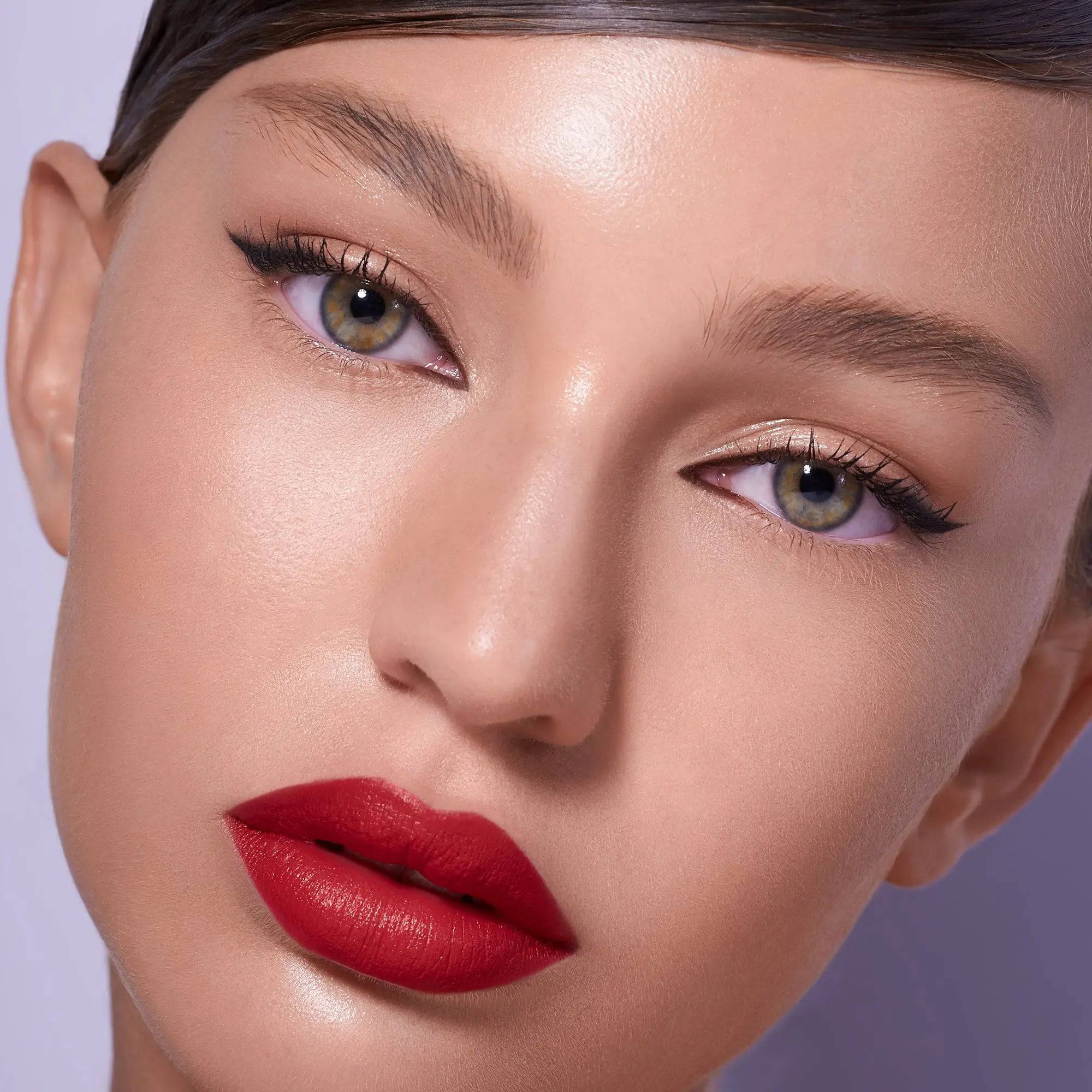 333-i-need-a-rouge-lip-styletto-11.jpg I NEED A ROUGE LIP STYLETTO