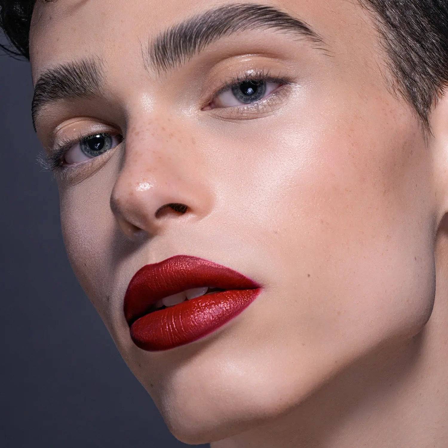 333-i-need-a-rouge-lip-styletto-8.jpg I NEED A ROUGE LIP STYLETTO