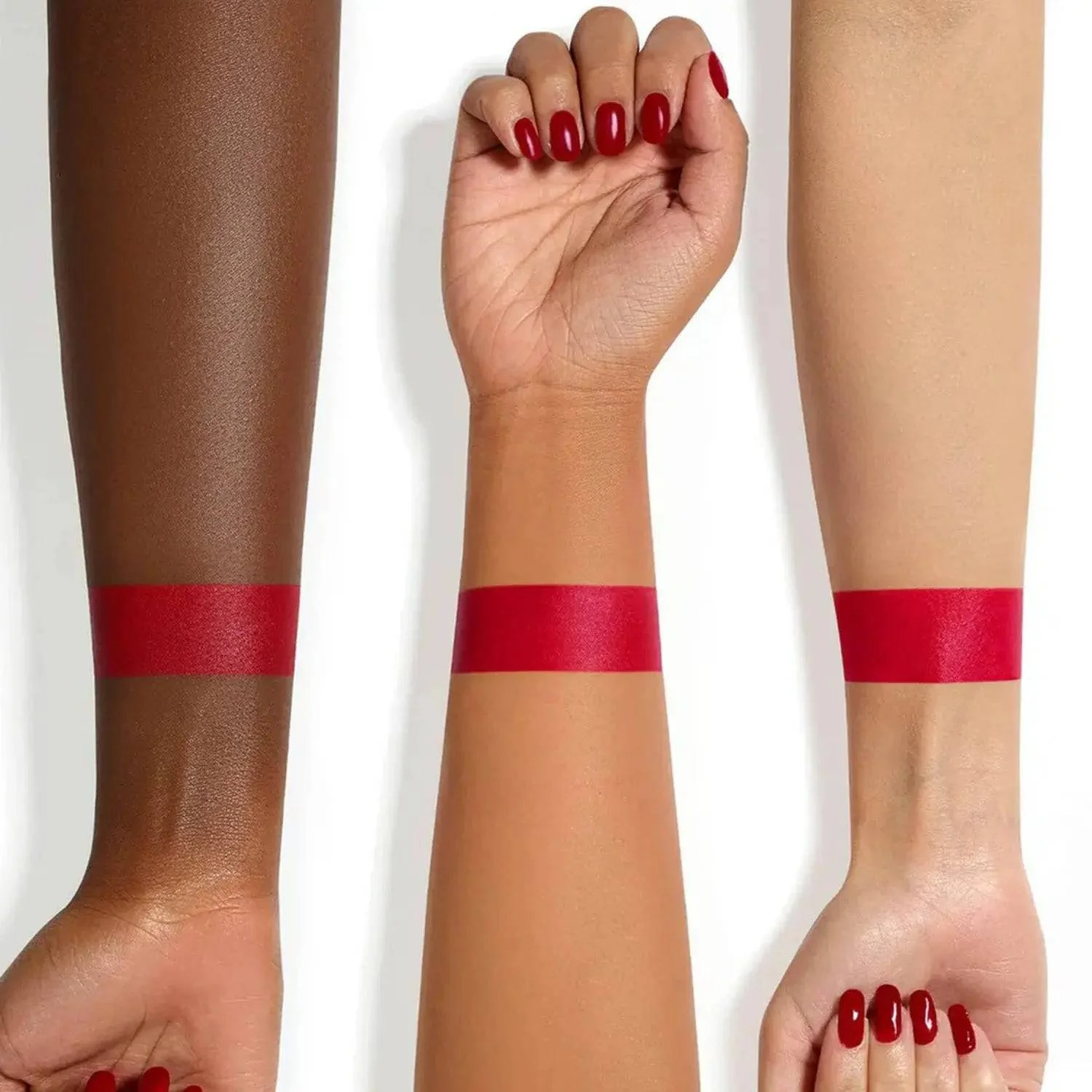 350-i-need-a-rouge-matte-liquid-lipstick-8.webp I NEED A ROUGE MATTE LIQUID LIPSTICK